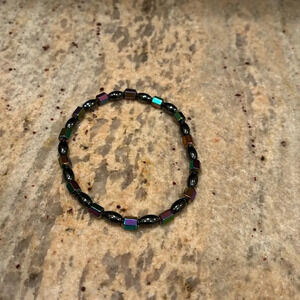 Woman's beaded bracelet